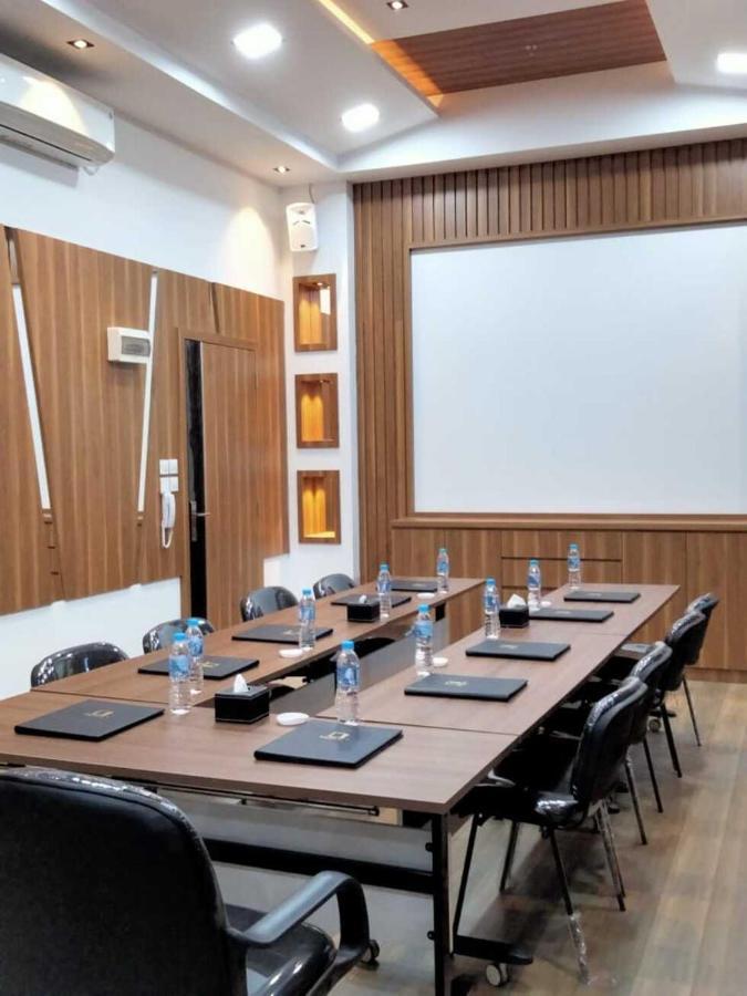 Batam 1 Hotel Нагоя Екстериор снимка