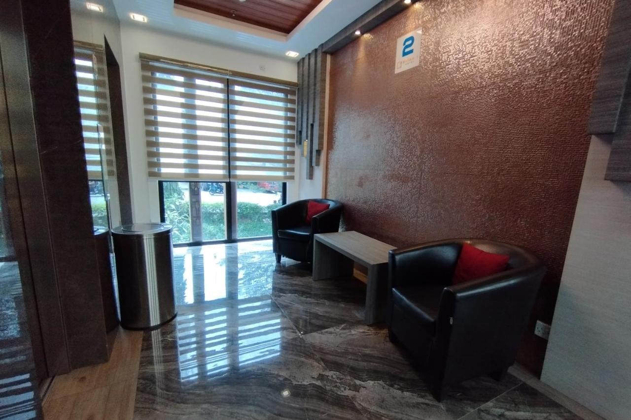 Batam 1 Hotel Нагоя Екстериор снимка