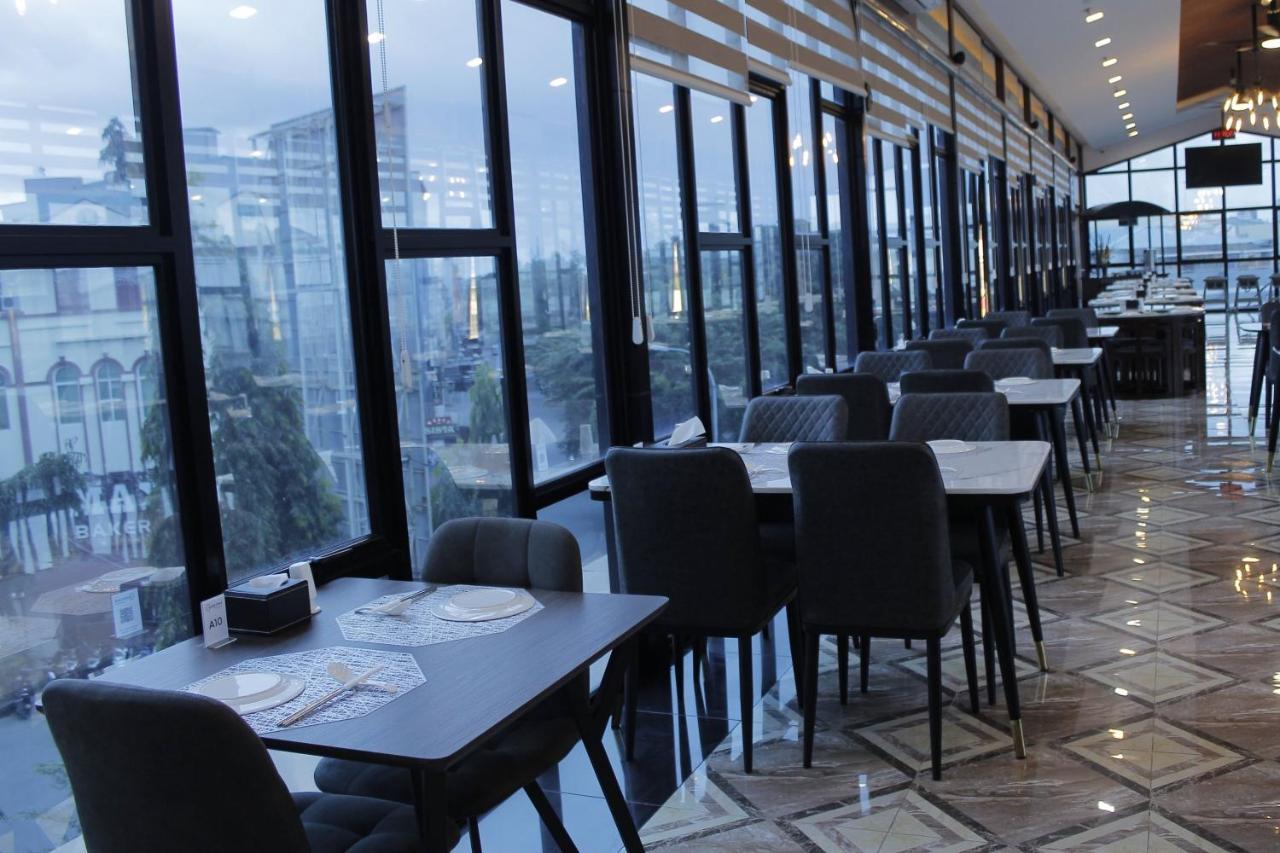 Batam 1 Hotel Нагоя Екстериор снимка